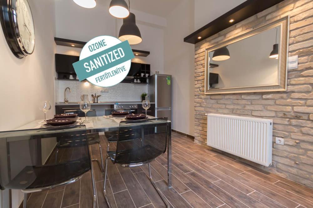 Luxury Apartment By Hi5-Varoshaz Suite Budapest Ngoại thất bức ảnh
